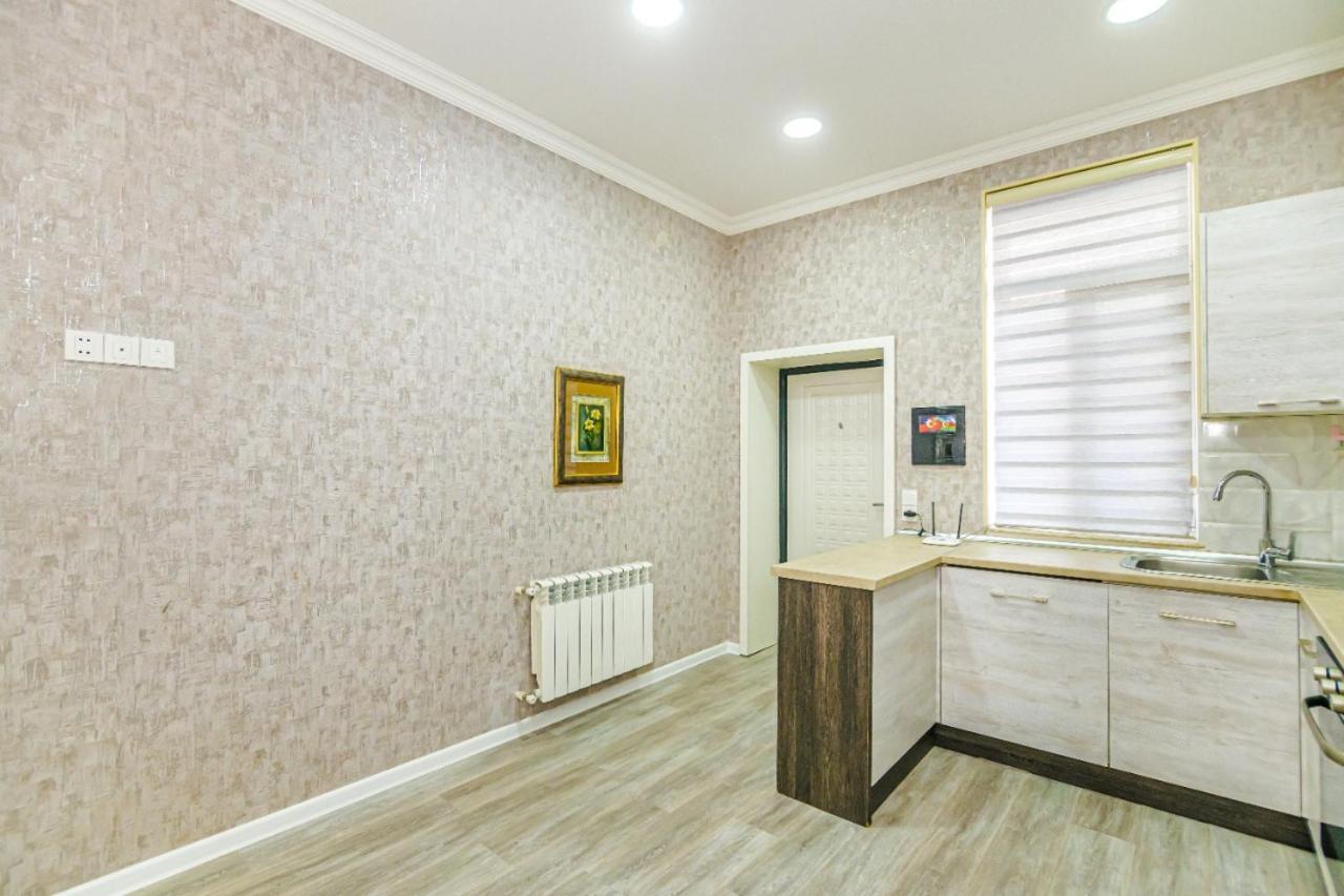 M Estate 1 Room Targovu 바쿠 외부 사진